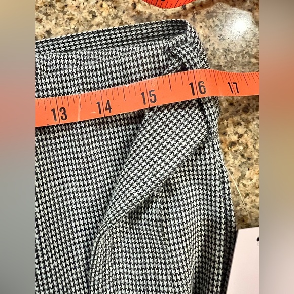 SO Good For Life Houndstooth Self Belt Flare Trousers Size Large NWT - Picture 8 of 8
